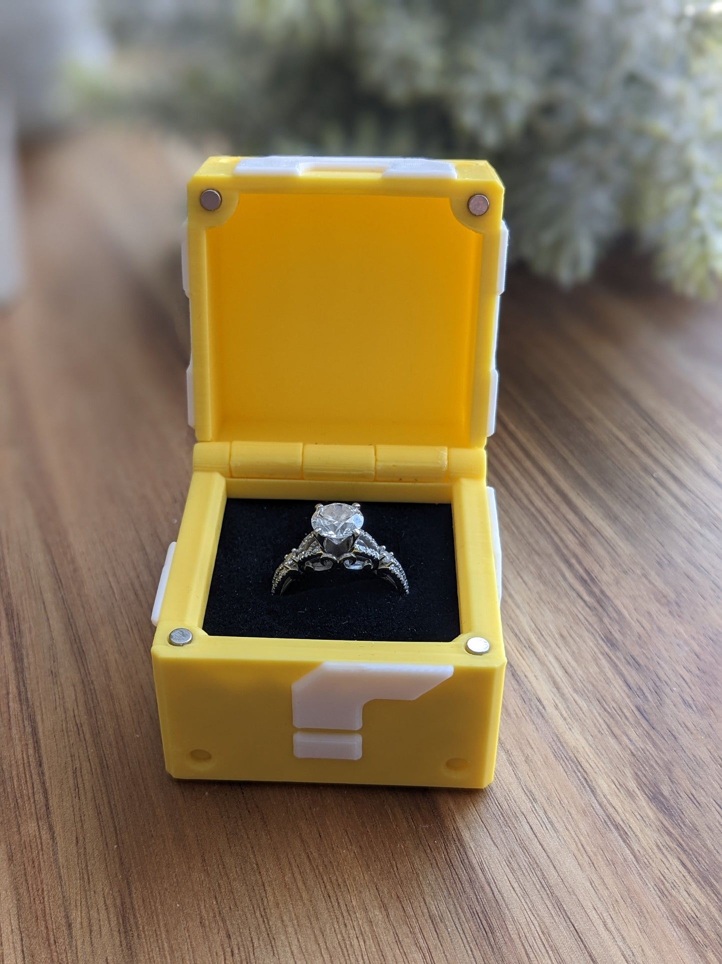 Question Block Ring Box (Proposal, Gift, Ring Bearer, ect)