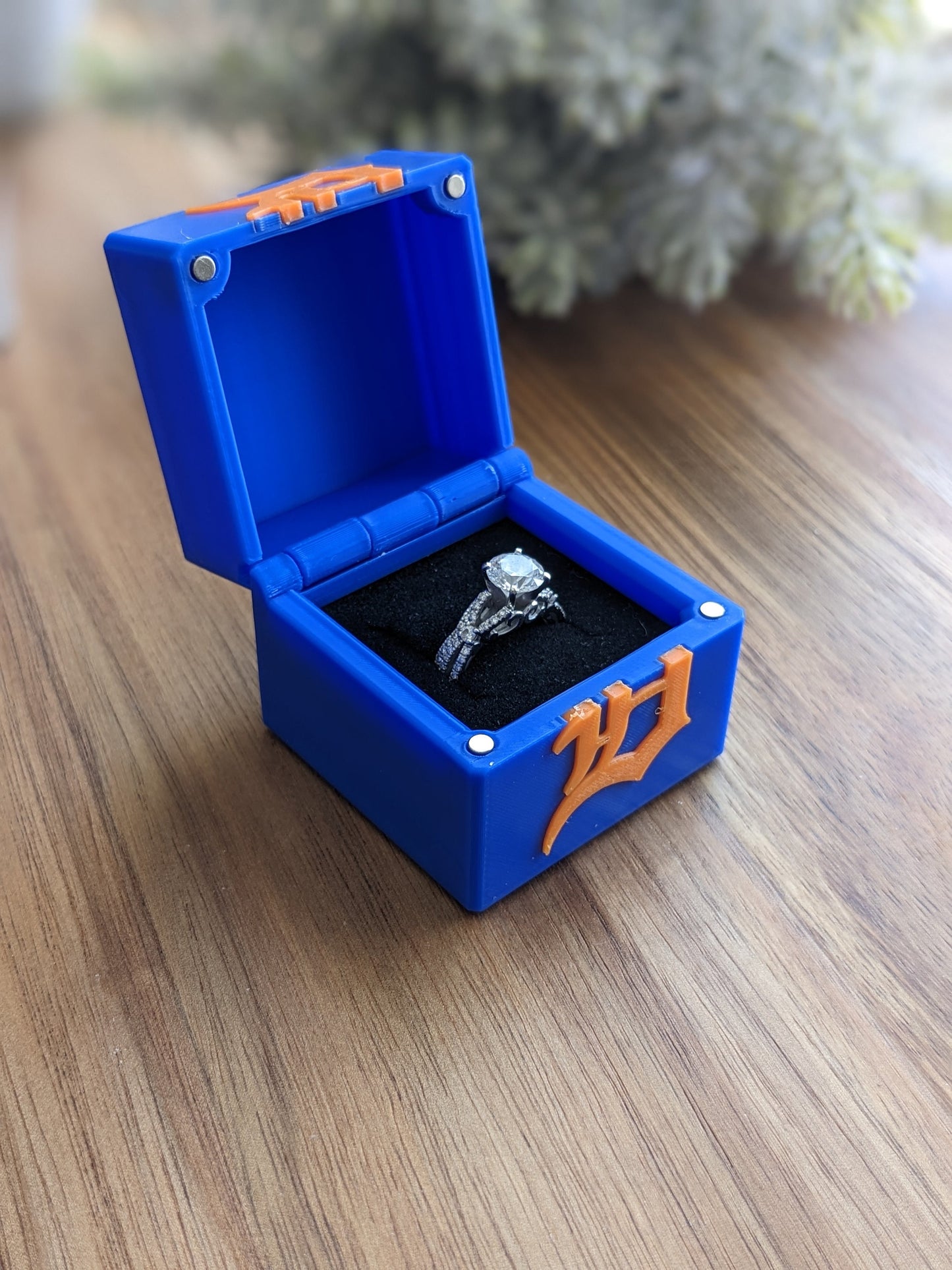 CUSTOM Ring Box (Proposal, Gift, Ring Bearer, ect)