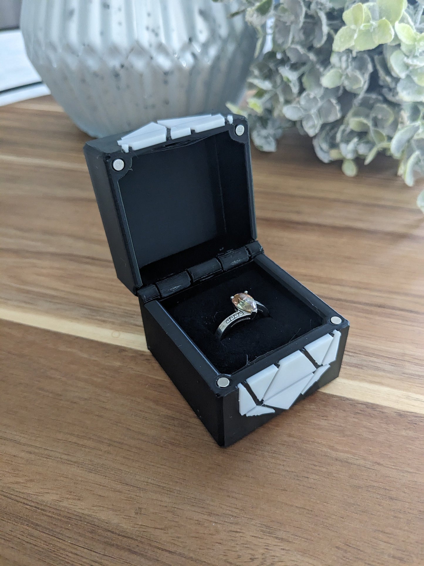 D20 without numbers Ring Box (Proposal, Gift, Ring Bearer, ect) 20 sided dice