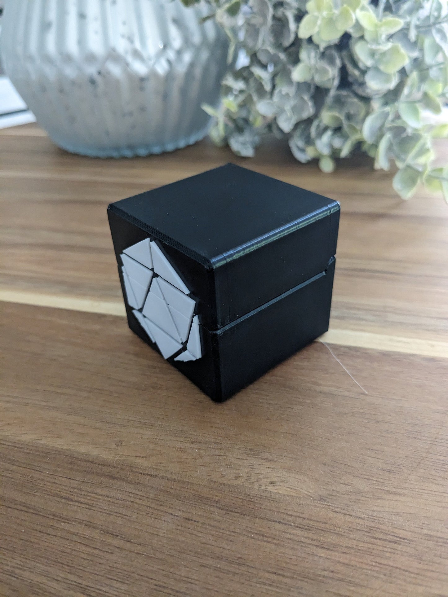 D20 without numbers Ring Box (Proposal, Gift, Ring Bearer, ect) 20 sided dice